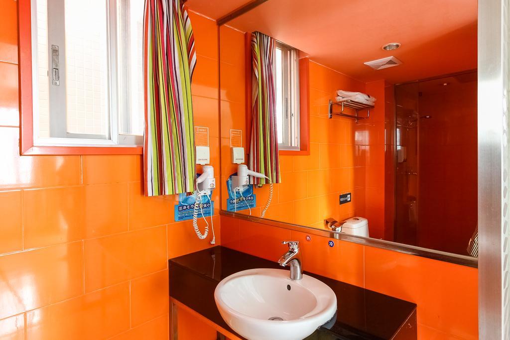 7Days Inn Guangzhou Wuyang New Town Экстерьер фото